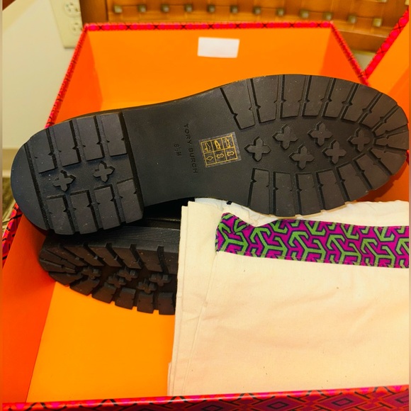 Tory Burch Miller Lug Sole Ankle Boot ***Excellent Condition*** - Picture 5 of 9